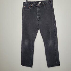 Vintage Levi's black 505 '98 straight leg regular fit jeans size 40x32